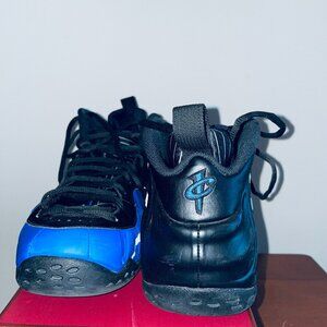 96'  Nike Foampostie